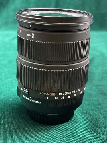 Sigma objektiv 200 - 18–200, mm